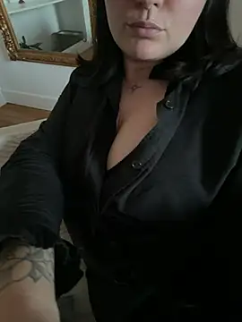 Orgasmille online show from April 5, 6:05 pm