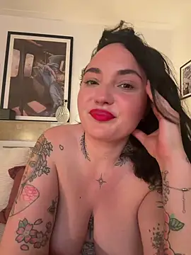Snapshot of Orgasmille chatting on June 9, 9:37 pm Orgasmille online show from June 9, 9:37 pm