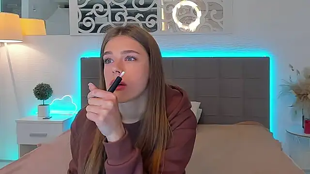 melissacrayzy online show from April 10, 5:23 am