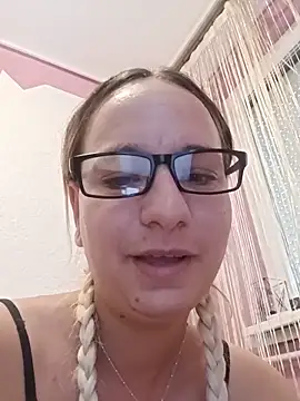 Snapshot of Mia_RainX chatting on June 10, 1:43 pm Mia RainX online show from June 10, 1:43 pm