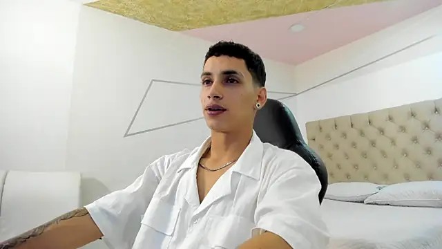 JhoanLeandro online show from September 14, 5:06 am