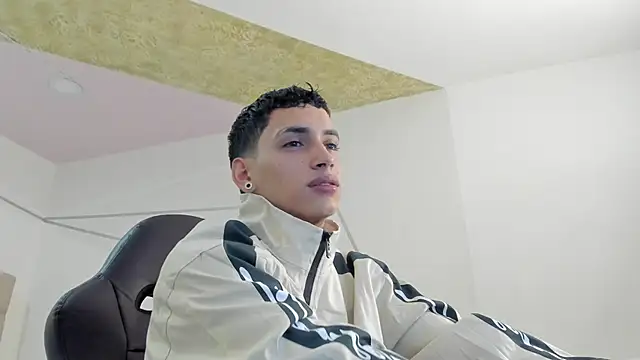 JhoanLeandro online show from September 16, 5:52 am