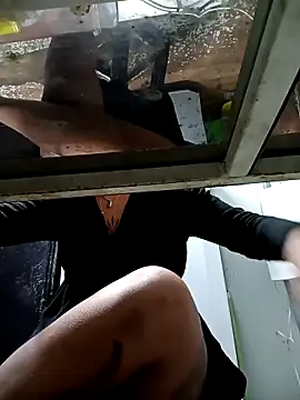 Pantaneirasexy online show from October 7, 9:45 pm