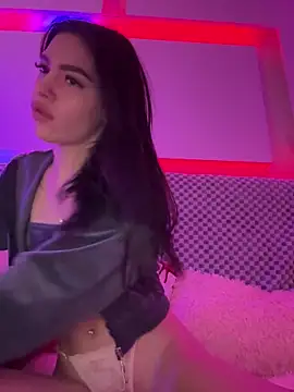  BbFreya online show from February 12, 6:09 pm