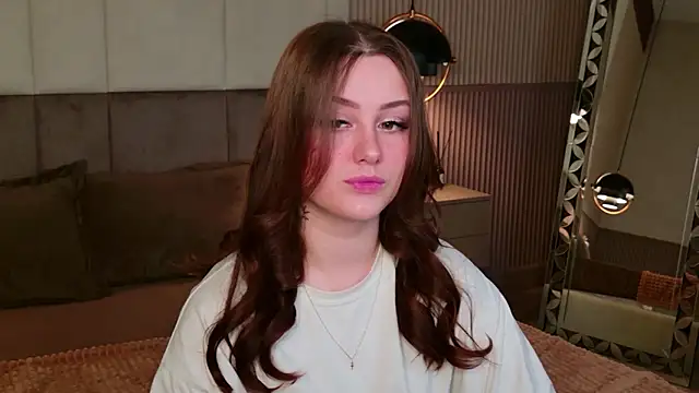 Kendra Parlow online show from February 15, 8:16 pm