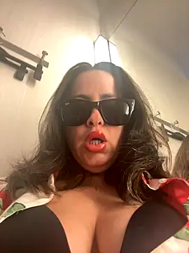 laarti online show from October 11, 6:17 pm