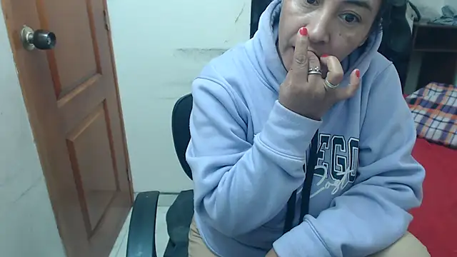 Siblleyx online show from March 18, 9:10 pm