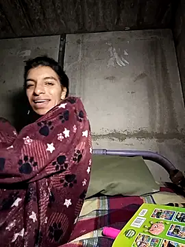 Ariell Kieran online show from February 25, 8:09 pm