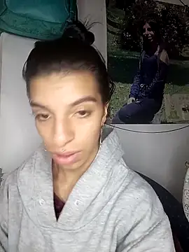 Ariell Kieran online show from October 17, 4:04 am