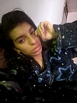 Ariell Kieran online show from November 29, 1:36 pm