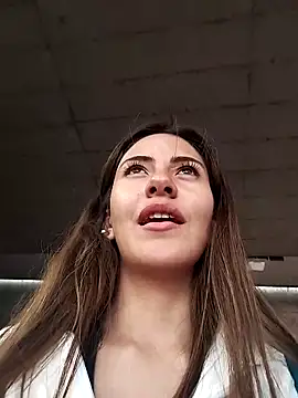 Andrea18 blonde online show from February 20, 8:25 pm