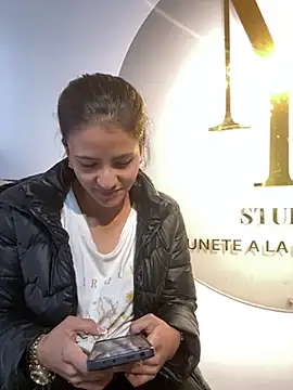 Andrea18 blonde online show from February 28, 12:54 am