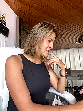 Andrea18 blonde online show from November 5, 4:07 pm