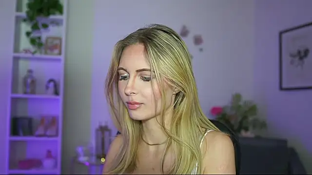 catecrago  online show from February 26, 1:52 pm