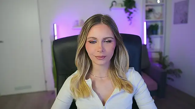 catecrago  online show from February 18, 8:54 am