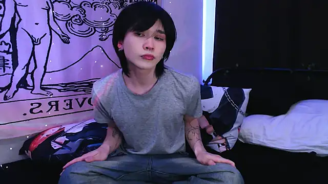 Snapshot of rennnuts chatting on February 26, 1:08 pm rennnuts online show from February 26, 1:08 pm