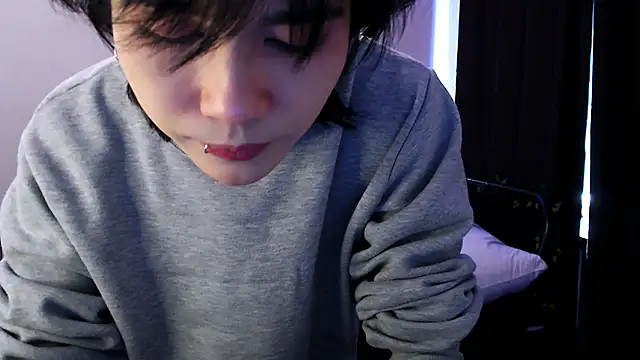 Snapshot of rennnuts chatting on March 22, 12:57 pm rennnuts online show from March 22, 12:57 pm