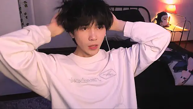 Snapshot of rennnuts chatting on October 14, 5:03 pm rennnuts online show from October 14, 5:03 pm