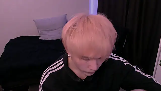 rennnuts online show from March 26, 9:15 am