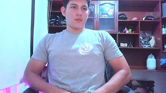 JamesCr  online show from February 4, 8:56 am