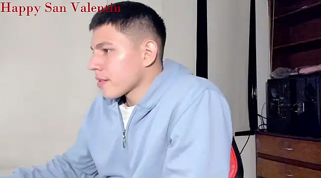 JamesCr  online show from February 14, 4:15 am