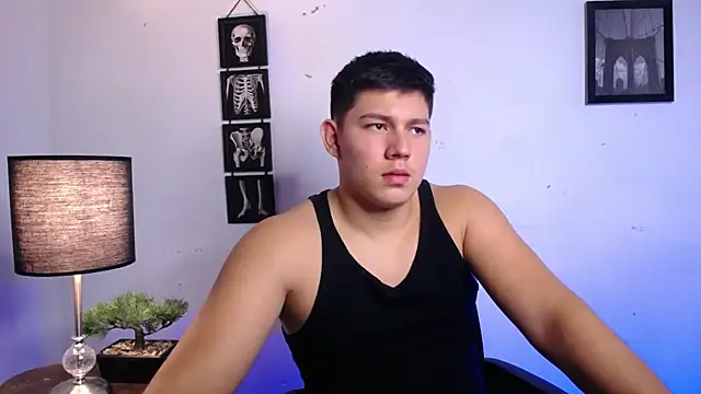 JamesCr  online show from November 8, 12:11 am