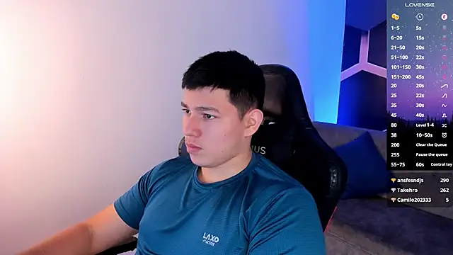 JamesCr  online show from January 18, 4:05 am