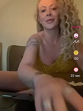 Snapshot of skyetaylor chatting on April 29, 2:54 pm skyetaylor online show from April 29, 2:54 pm
