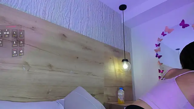 bella lovers  online show from February 27, 12:13 pm