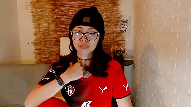 Luna 7 777 online show from March 3, 4:25 am