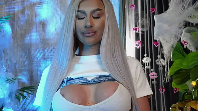 KarlaBart online show from October 27, 8:13 pm