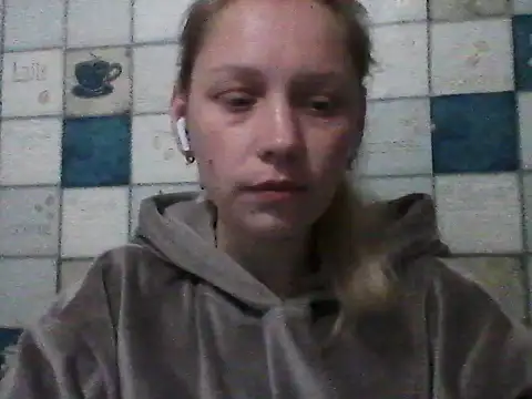 Snapshot of Anna_wey chatting on May 2, 7:08 pm Anna wey online show from May 2, 7:08 pm