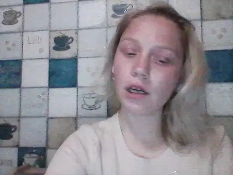 Snapshot of Anna_wey chatting on May 3, 7:09 pm Anna wey online show from May 3, 7:09 pm