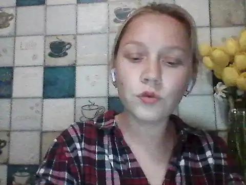 Snapshot of Anna_wey chatting on May 11, 6:38 pm Anna wey online show from May 11, 6:38 pm