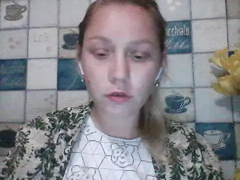 Snapshot of Anna_wey chatting on May 20, 6:58 pm Anna wey online show from May 20, 6:58 pm