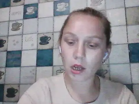 Snapshot of Anna_wey chatting on May 21, 6:48 pm Anna wey online show from May 21, 6:48 pm