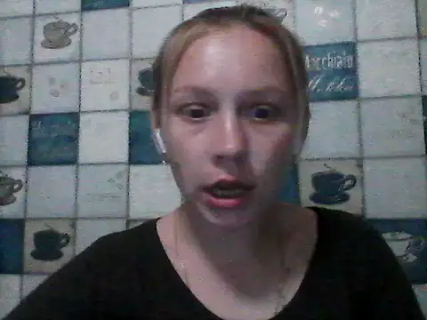 Snapshot of Anna_wey chatting on May 22, 7:30 pm Anna wey online show from May 22, 7:30 pm