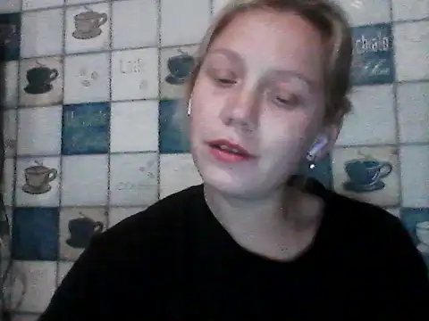 Snapshot of Anna_wey chatting on June 2, 7:16 pm Anna wey online show from June 2, 7:16 pm
