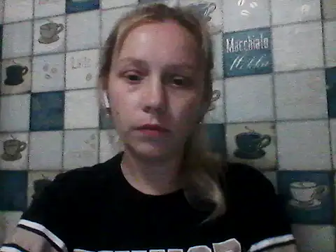 Snapshot of Anna_wey chatting on June 16, 7:05 pm Anna wey online show from June 16, 7:05 pm