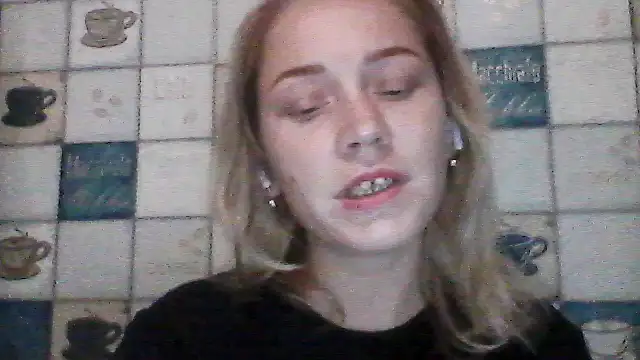 Snapshot of Anna_wey chatting on July 7, 7:07 pm Anna wey online show from July 7, 7:07 pm