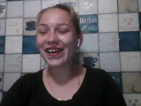 Snapshot of Anna_wey chatting on July 13, 7:05 pm Anna wey online show from July 13, 7:05 pm
