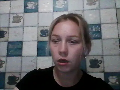 Snapshot of Anna_wey chatting on July 14, 7:08 pm Anna wey online show from July 14, 7:08 pm