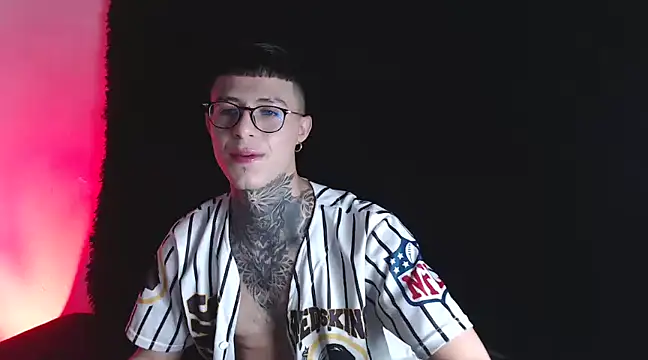 7 Saturno 7 online show from March 7, 11:05 pm