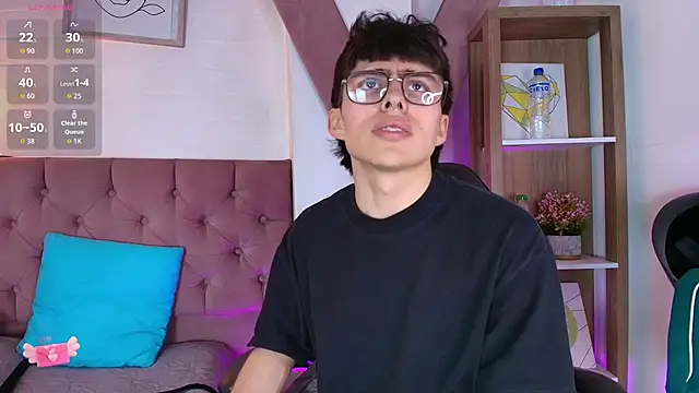 PepperTwink online show from November 22, 5:01 pm