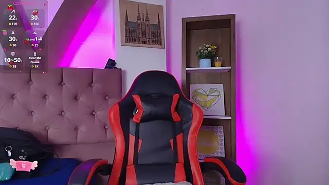 PepperTwink online show from April 11, 4:22 pm