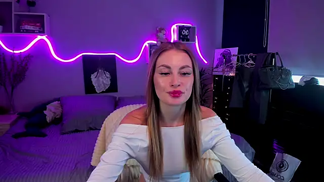 AnitaLamb online show from February 5, 8:54 am