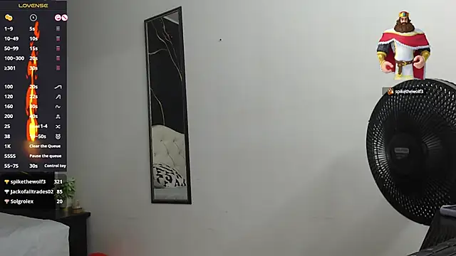 Snapshot of Aaliyah11 chatting on February 28, 5:37 am Aaliyah11 online show from February 28, 5:37 am