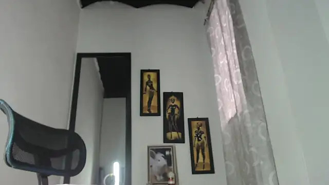 Snapshot of lolplipiwg chatting on March 22, 7:20 pm lolplipiwg online show from March 22, 7:20 pm