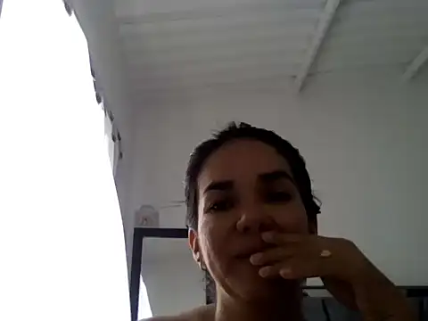 Snapshot of tezza_smith chatting on May 11, 1:28 pm tezza smith online show from May 11, 1:28 pm
