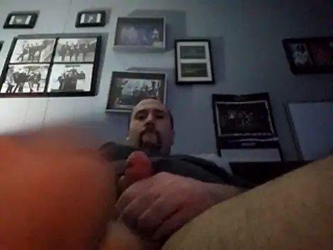 Snapshot of maddy060606 chatting on February 4, 6:41 am maddy060606 online show from February 4, 6:41 am